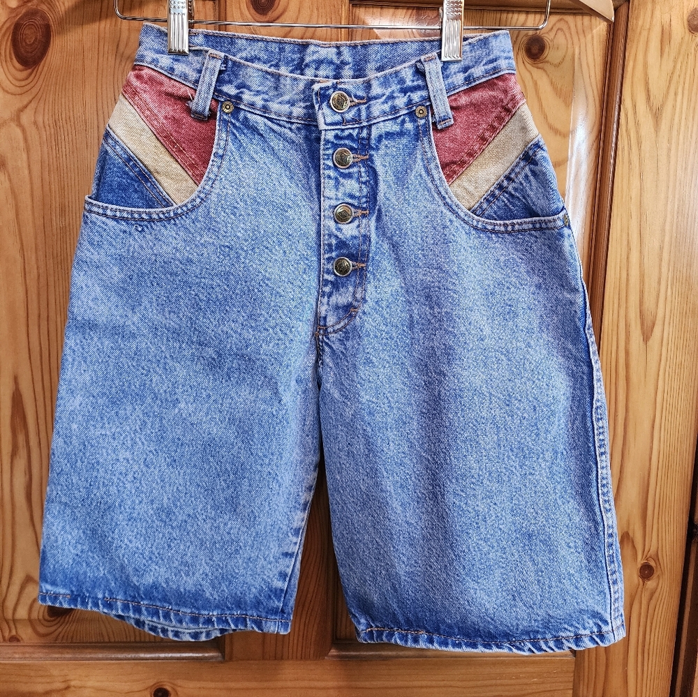 Vintage Zena High-Waist Button-Front Denim Shorts with Colorblock Pockets, Sz 5